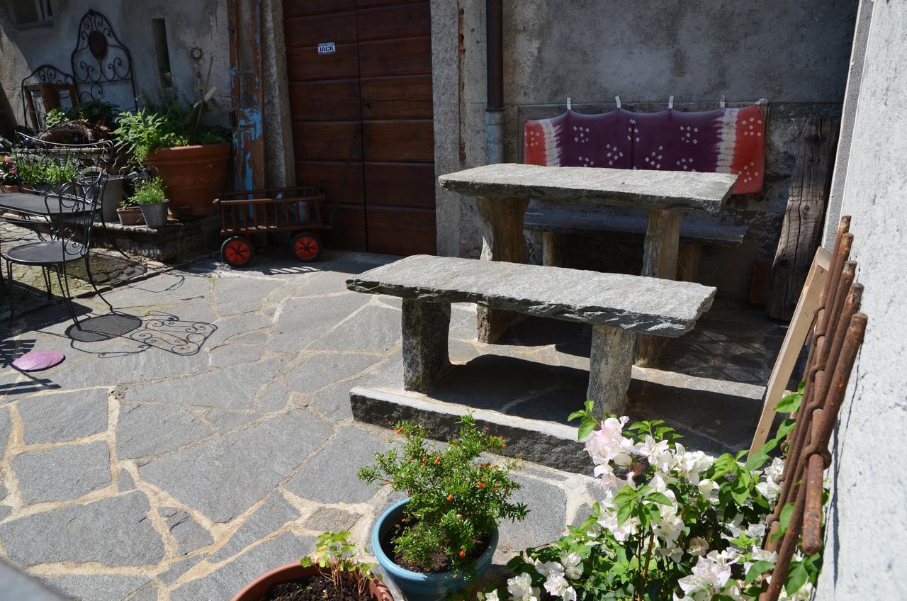 Antica Sosta Dei Viandanti Bed & Breakfast Cadenazzo Exterior photo